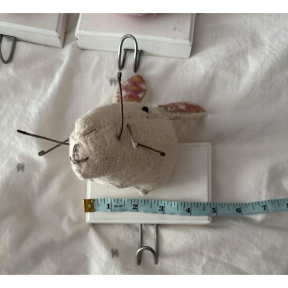 Set Felted Wool Animal Hooks Fox Rabbit Pig Baby Nursery Room Decor Land Of Nod? - Picture 5 of 6